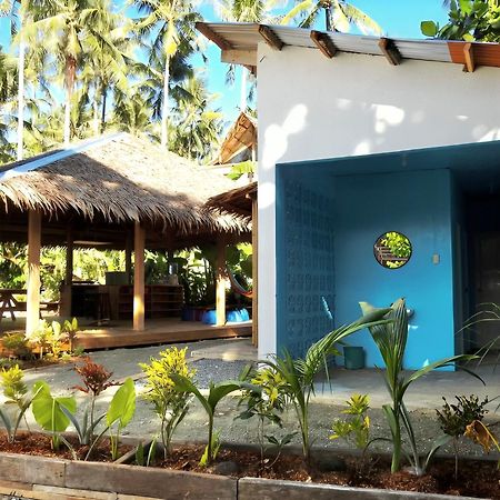 Three Little Birds Surf Hostel General Luna  Exterior foto