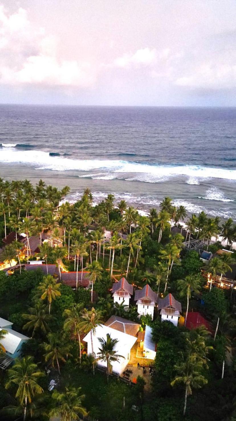 Three Little Birds Surf Hostel General Luna  Exterior foto